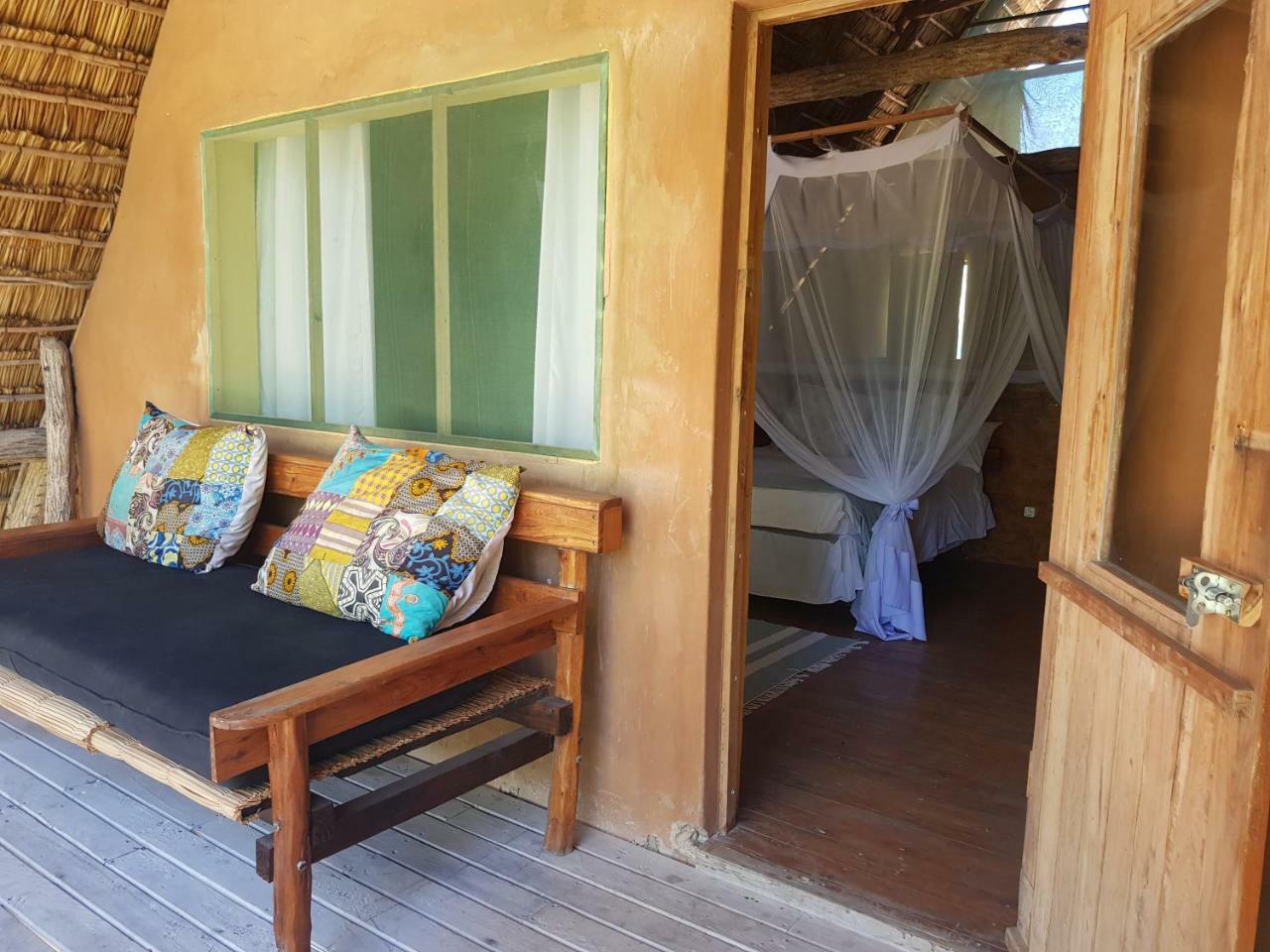 Turtle Cove Lodge And Yoga Shala Tofo Bagian luar foto