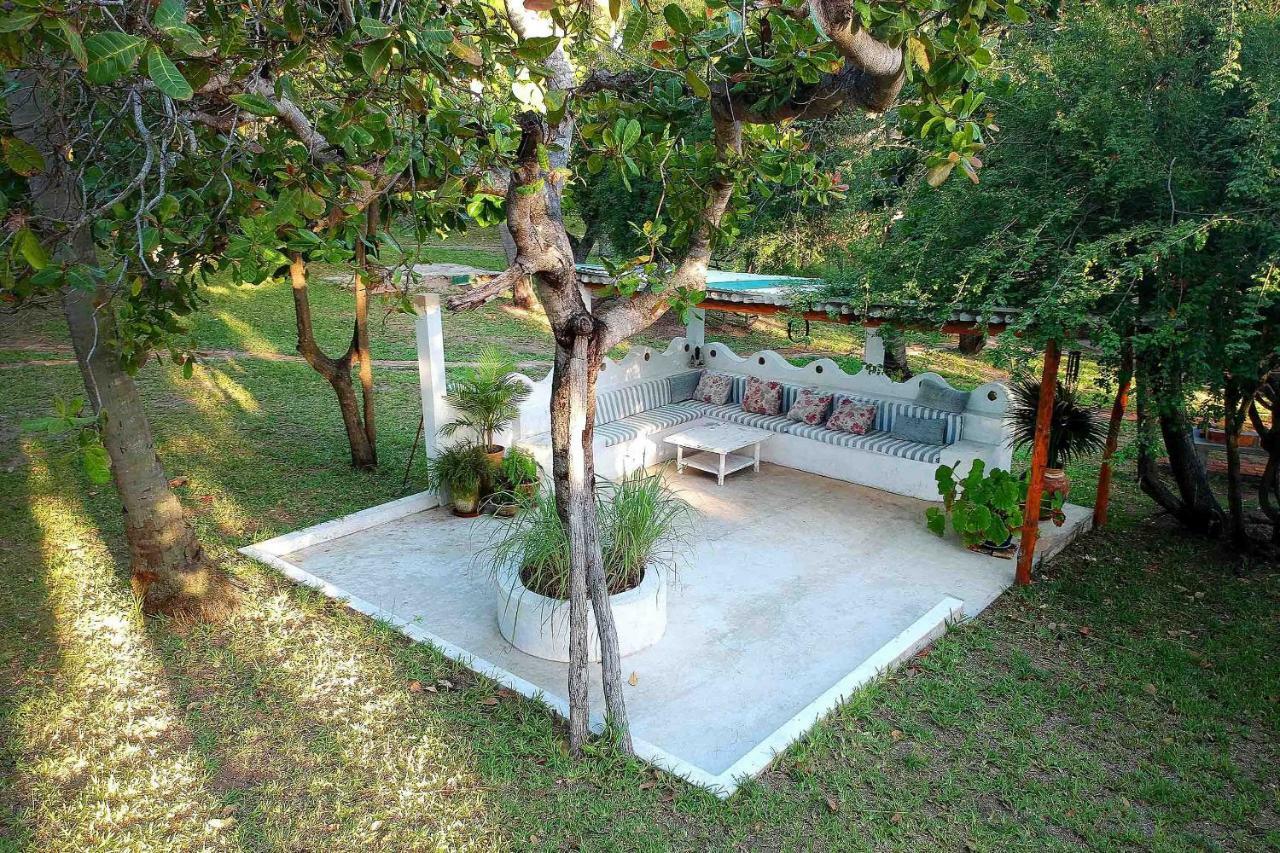 Turtle Cove Lodge And Yoga Shala Tofo Bagian luar foto